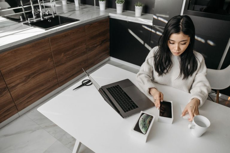Sophos Home Review 2026 — Enterprise Security for Home Users (Free & Premium)
